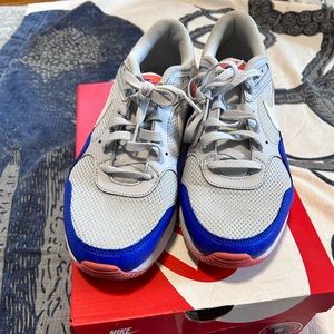 Nike Men’s Size 9.5